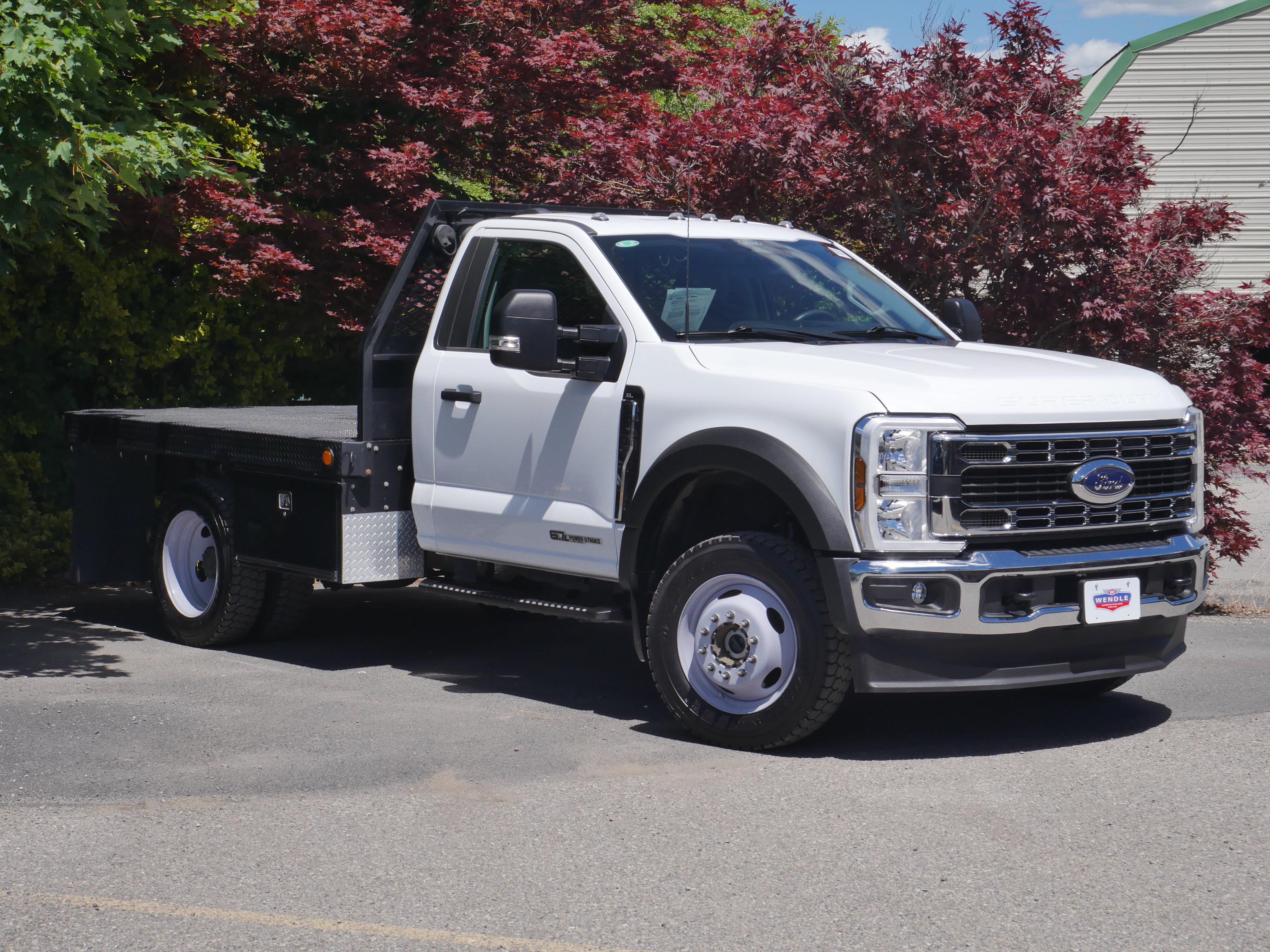 Certified 2024 Ford F550 4x4 Regular Cab Super Duty image 23