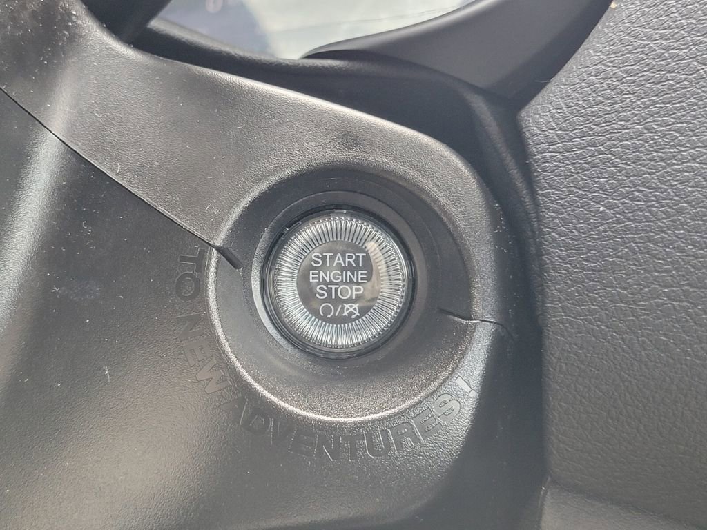 Used 2023 Jeep Renegade Altitude w/ Convenience Group I image 22