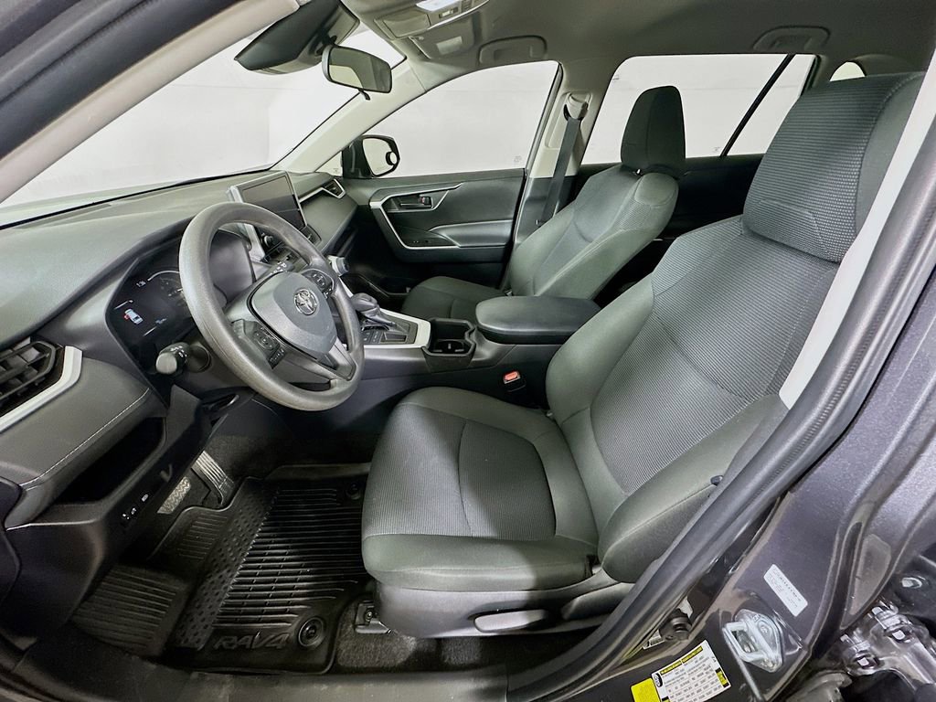 Used 2024 Toyota RAV4 LE image 14
