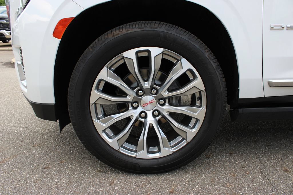 Certified 2022 GMC Yukon Denali AWD/4WD image 32