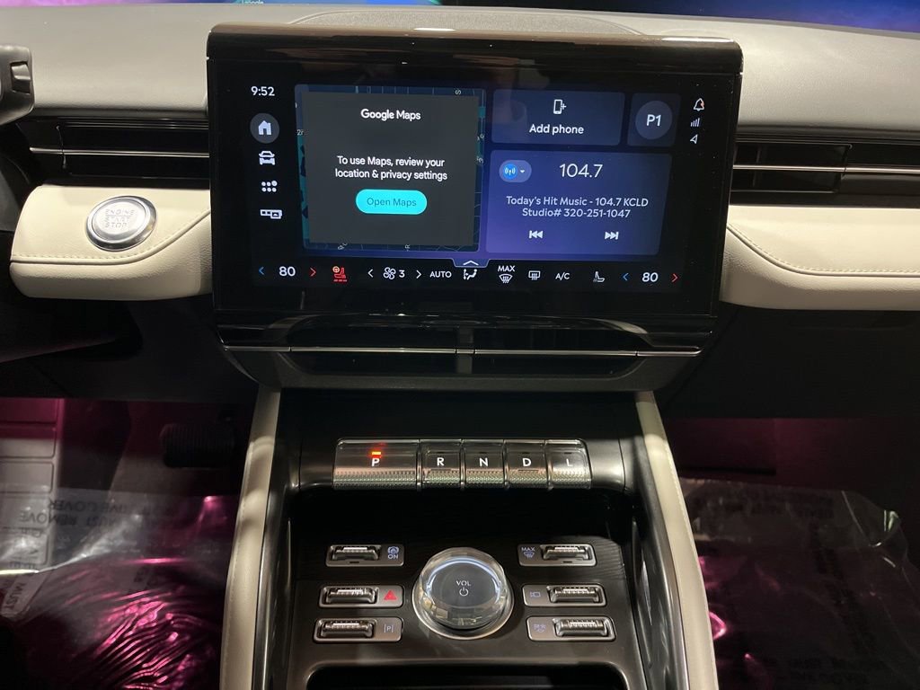 Used 2025 Lincoln Nautilus Reserve image 34