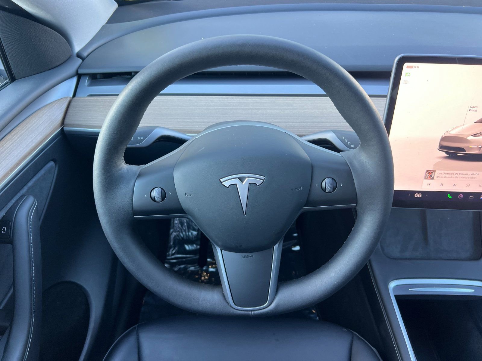 Used 2023 Tesla Model Y Long Range image 14