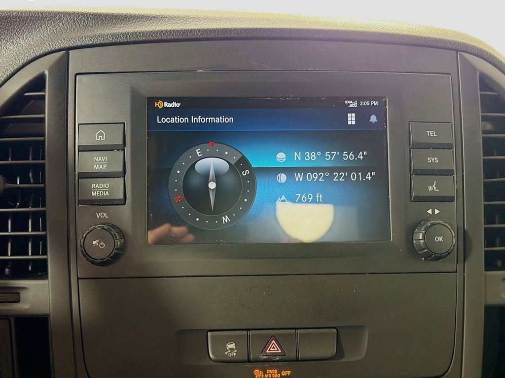 Used 2023 Mercedes-Benz Metris image 16