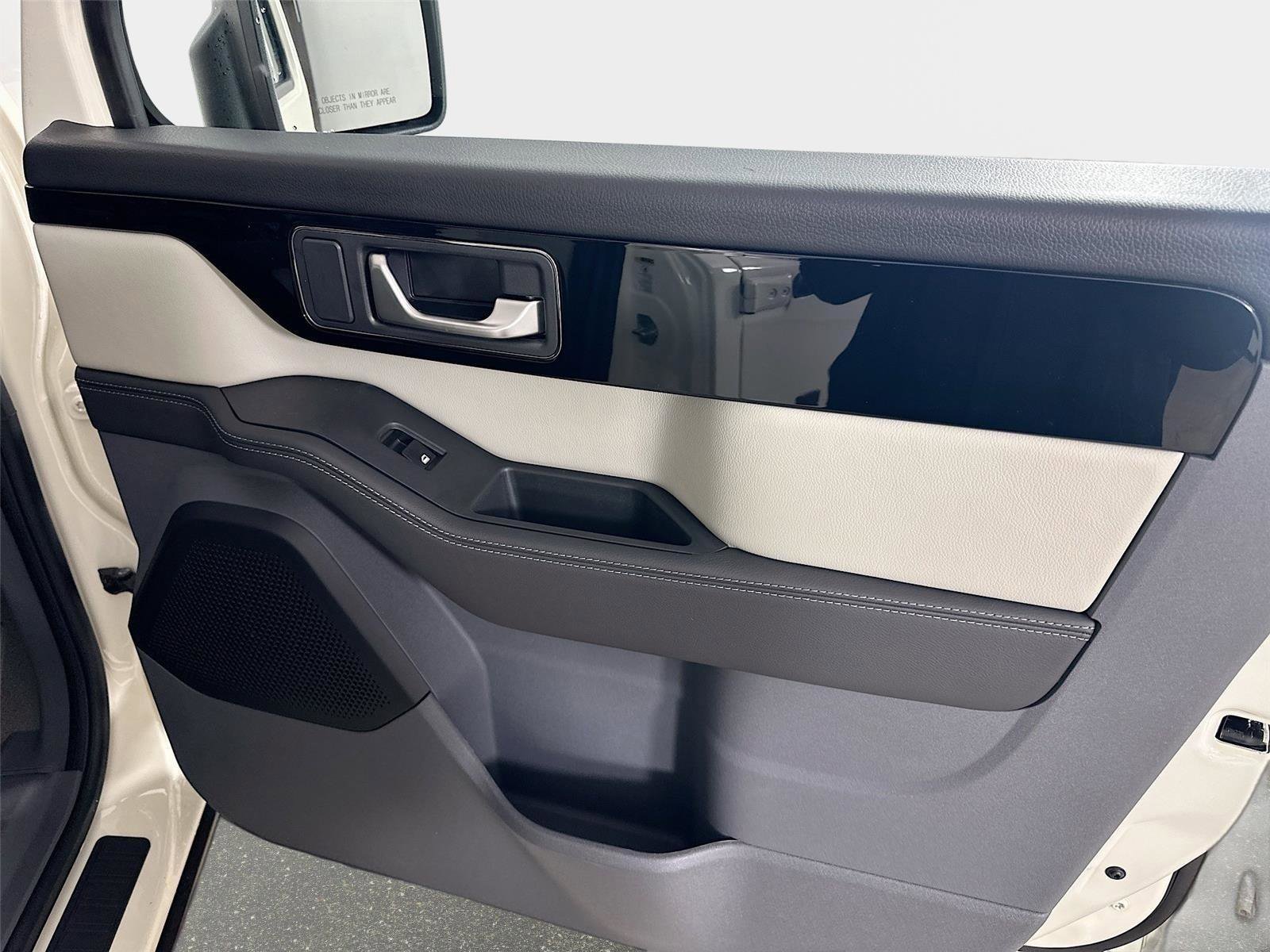 New 2025 INEOS Grenadier Fieldmaster Edition image 48