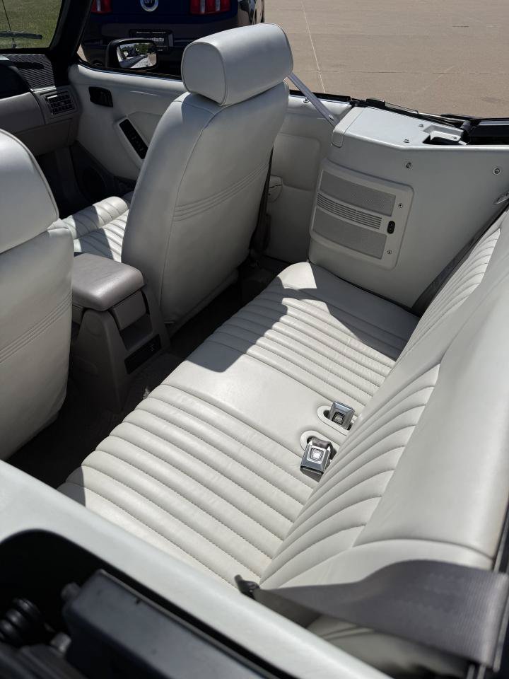 Used 1991 Ford Mustang LX RWD image 7