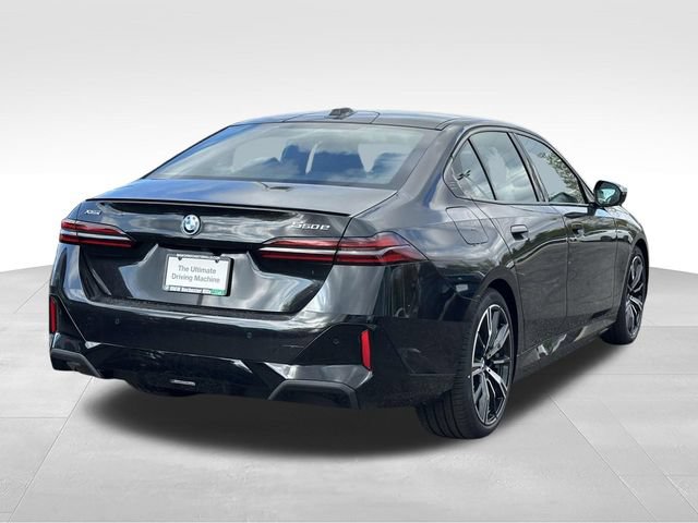New 2027 BMW 550e xDrive AWD/4WD image 4