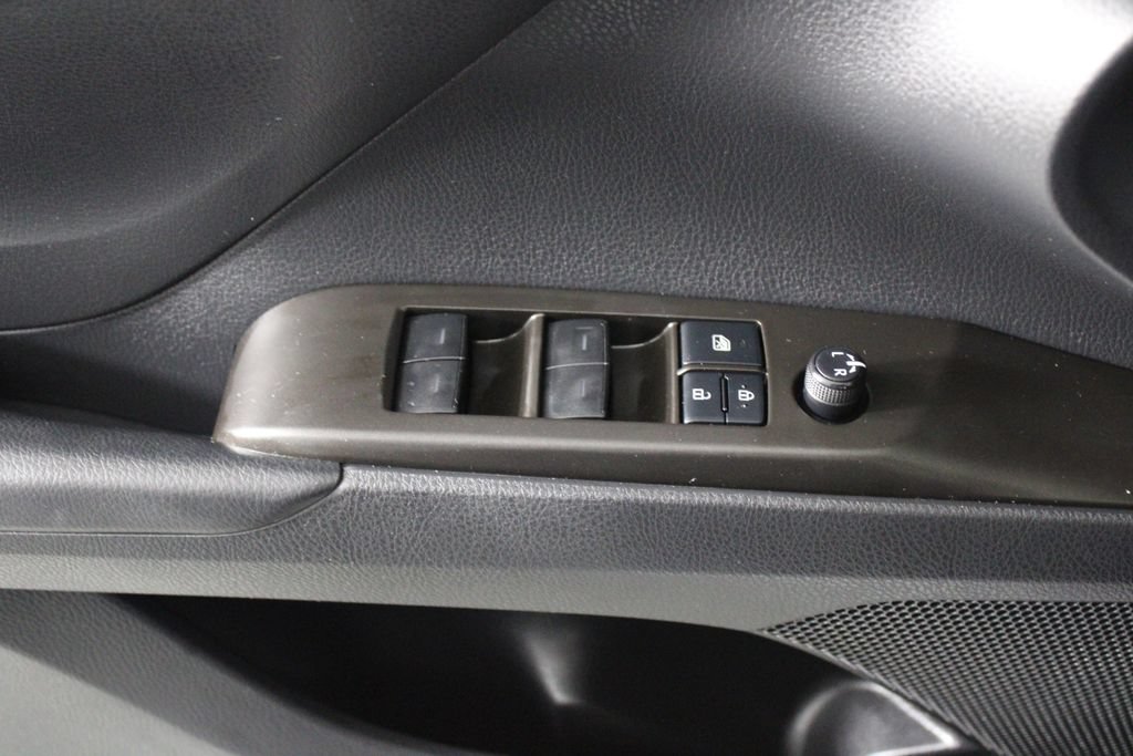 Used 2022 Toyota Camry LE FWD image 22