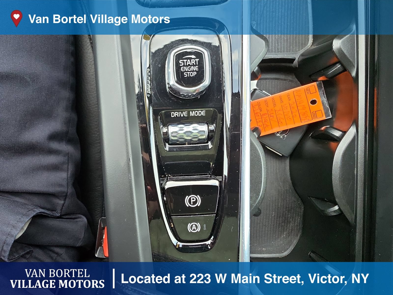 Used 2020 Volvo XC60 T5 Momentum w/ Protection Package Premier AWD/4WD image 24
