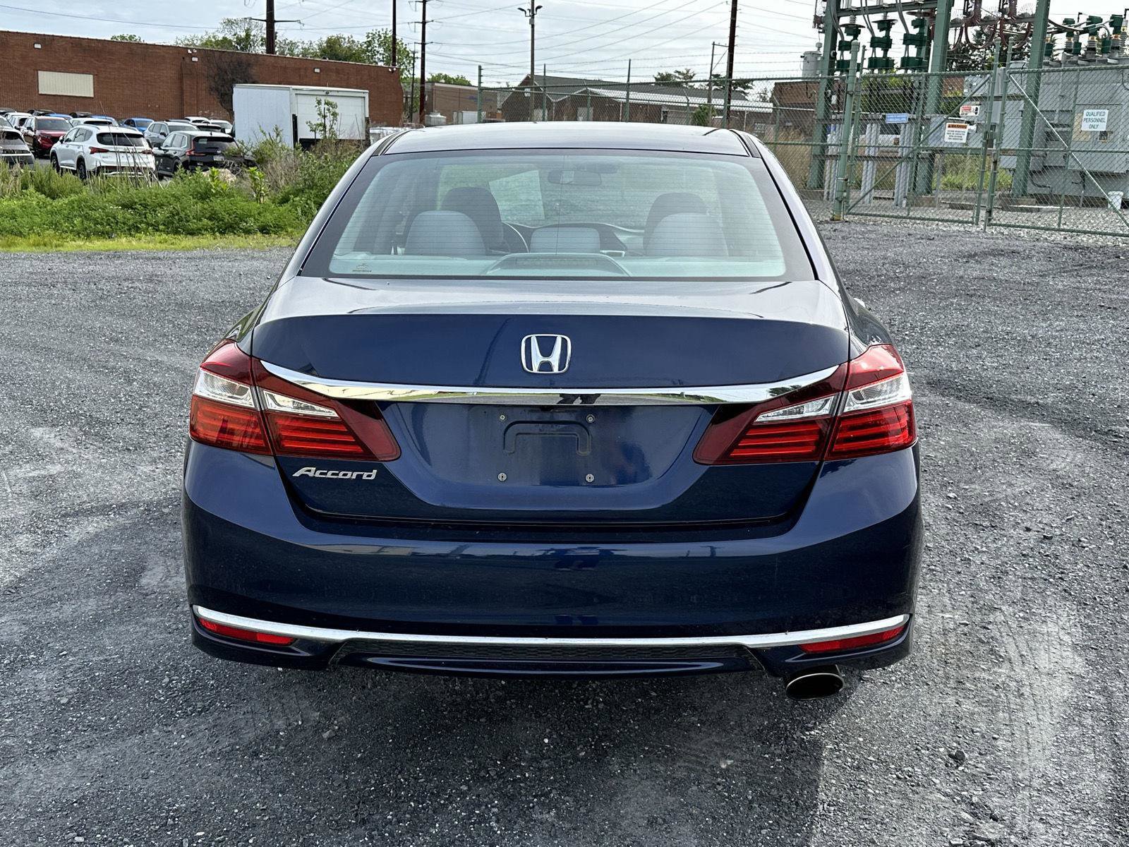 Used 2016 Honda Accord LX image 7