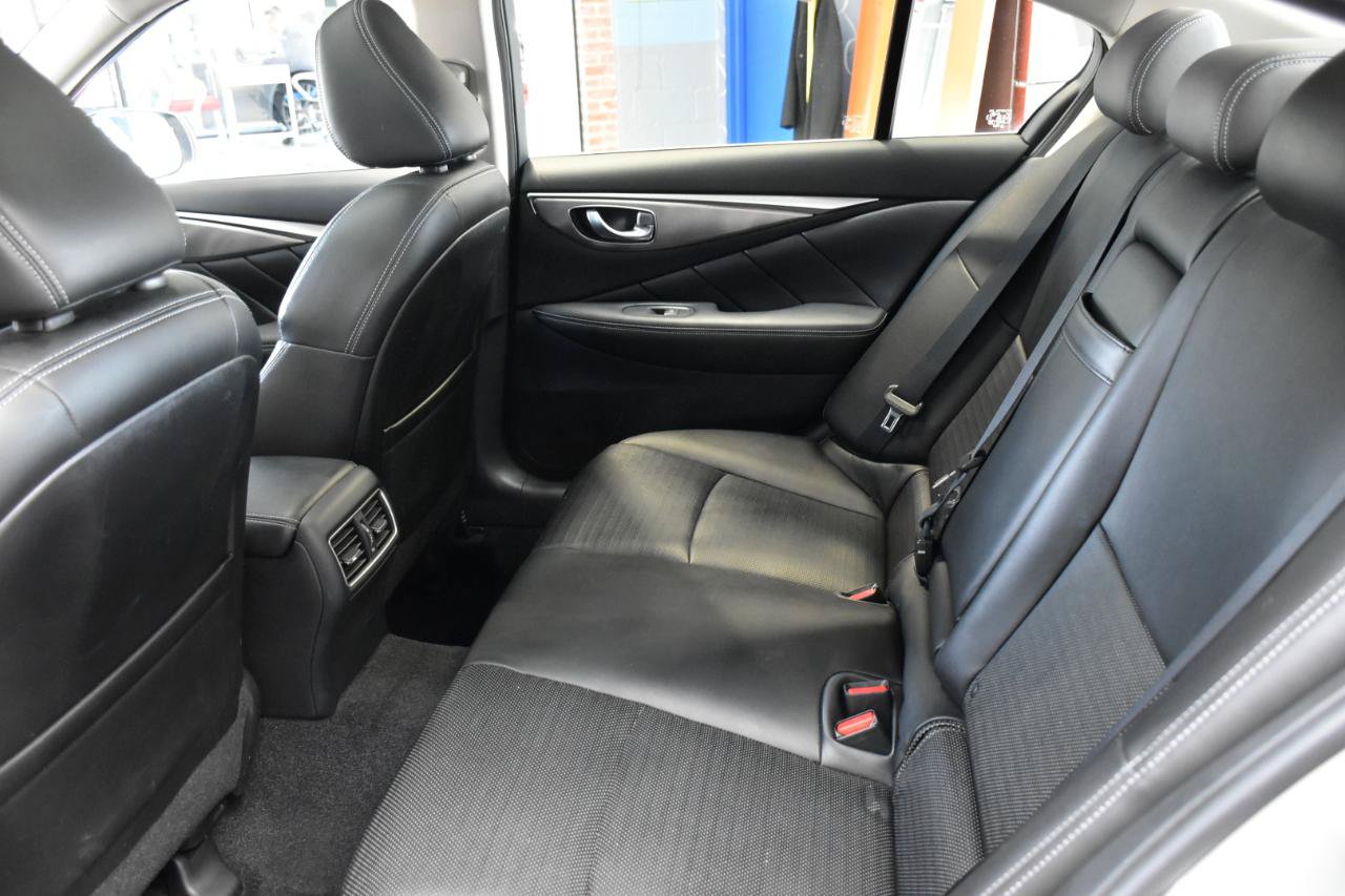 Used 2019 INFINITI Q50 Signature Edition AWD/4WD image 30