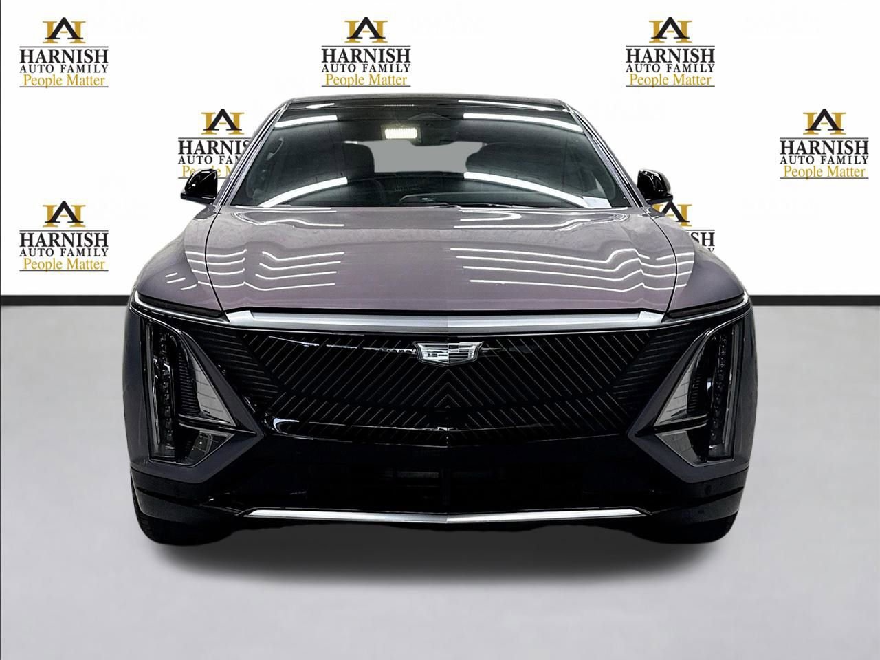 Used 2026 Cadillac Lyriq Premium Luxury AWD/4WD image 2
