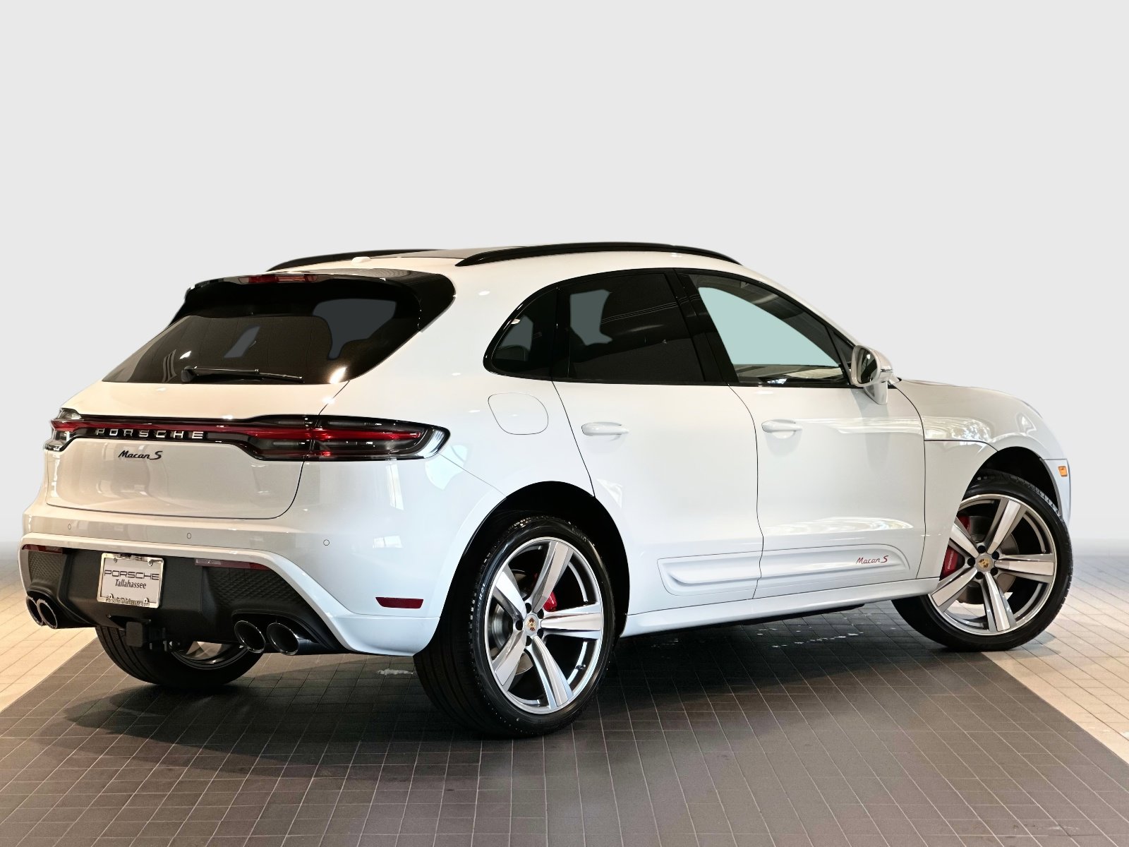 New 2026 Porsche Macan S image 7