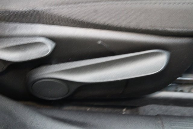 Used 2016 Chrysler 200 LX image 10