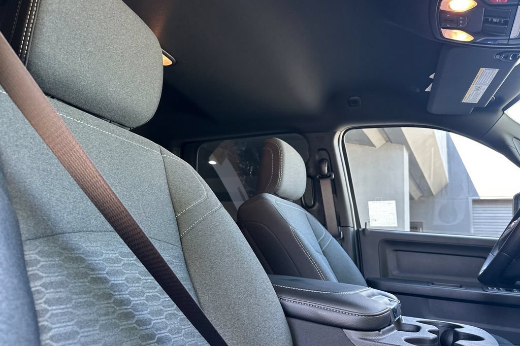 New 2026 RAM 2500 Warlock AWD/4WD image 16