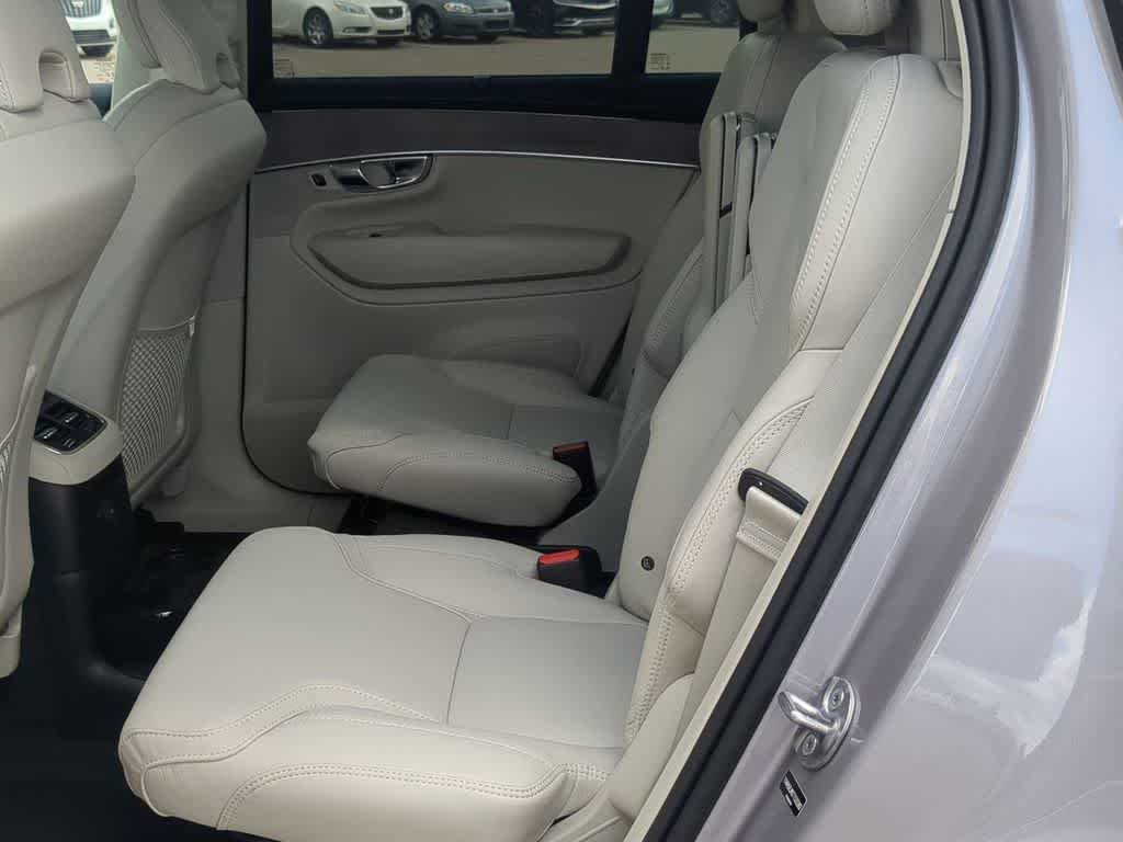 New 2026 Volvo XC90 T8 Ultra w/ Protection Package Premier AWD/4WD image 18