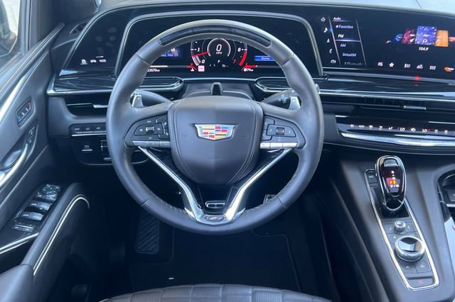 Used 2024 Cadillac Escalade V w/ LPO, ONYX Package image 17
