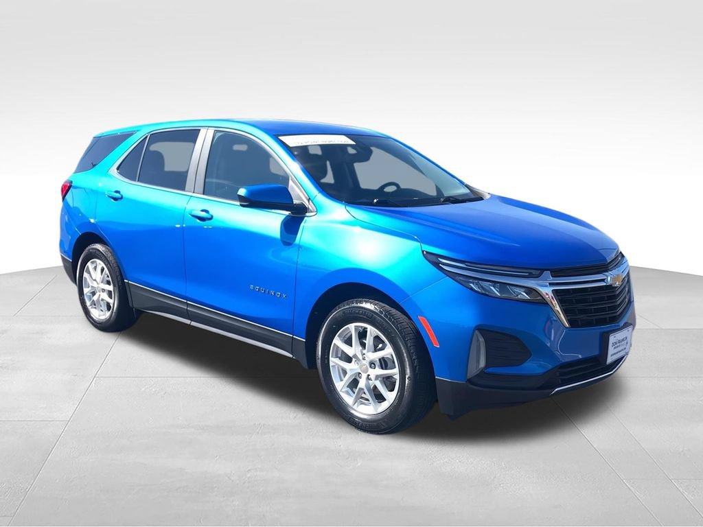 Used 2024 Chevrolet Equinox LT FWD image 2