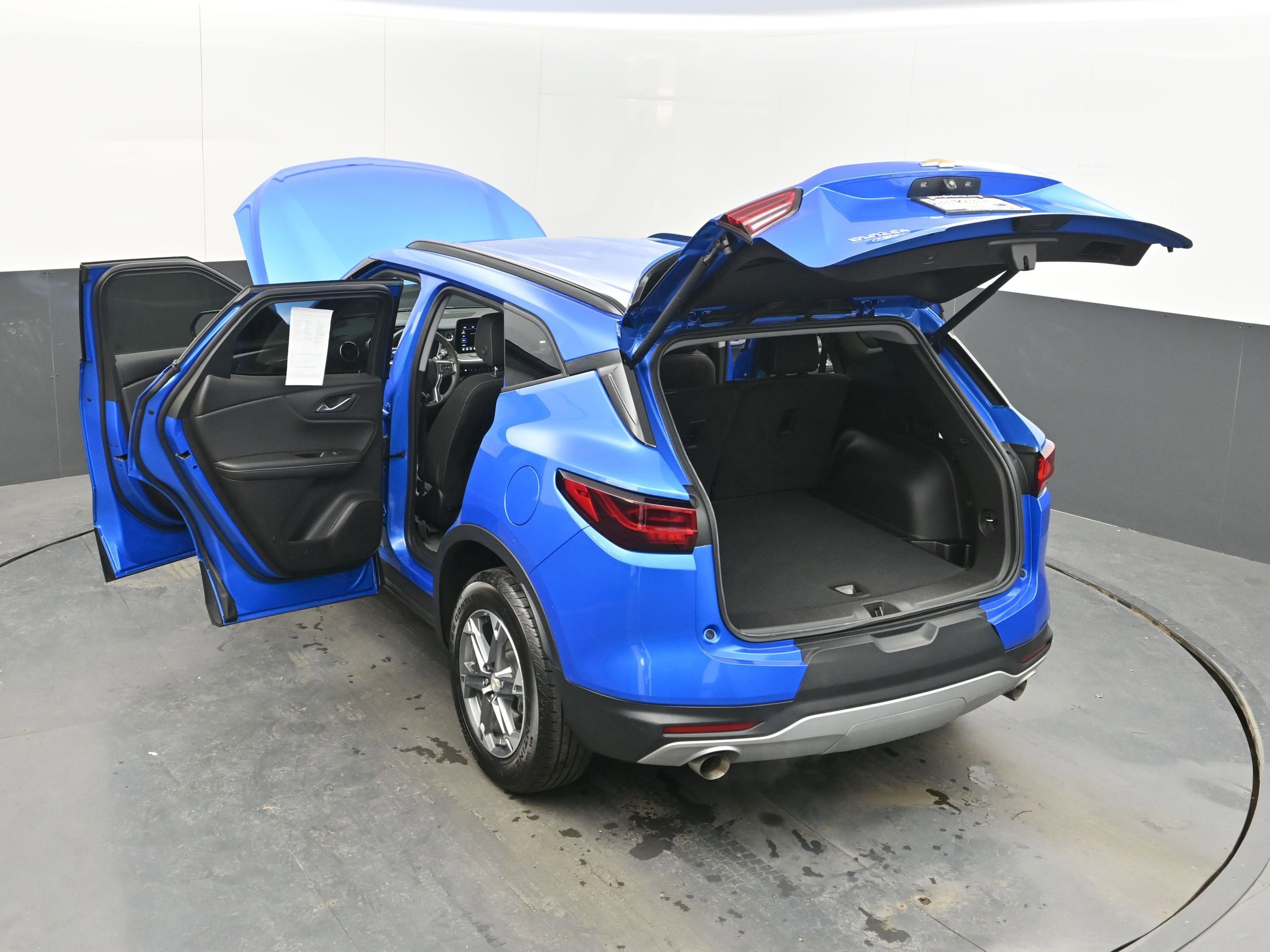 Certified 2024 Chevrolet Blazer LT w/ Convenience Package image 44