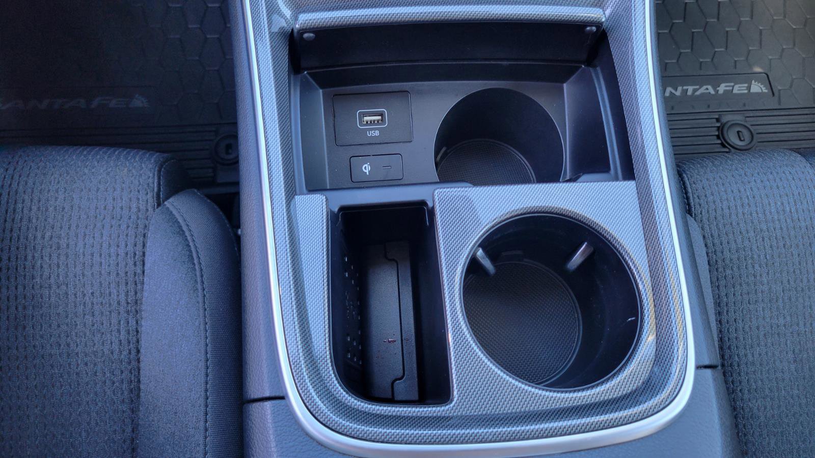 Used 2023 Hyundai Santa Fe SEL w/ Winter Weather Package image 27