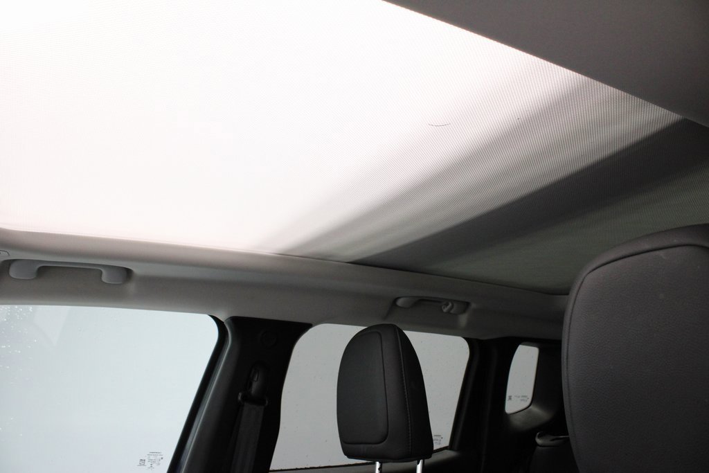 Used 2020 Jeep Renegade Limited w/ LED Lighting Group image 25