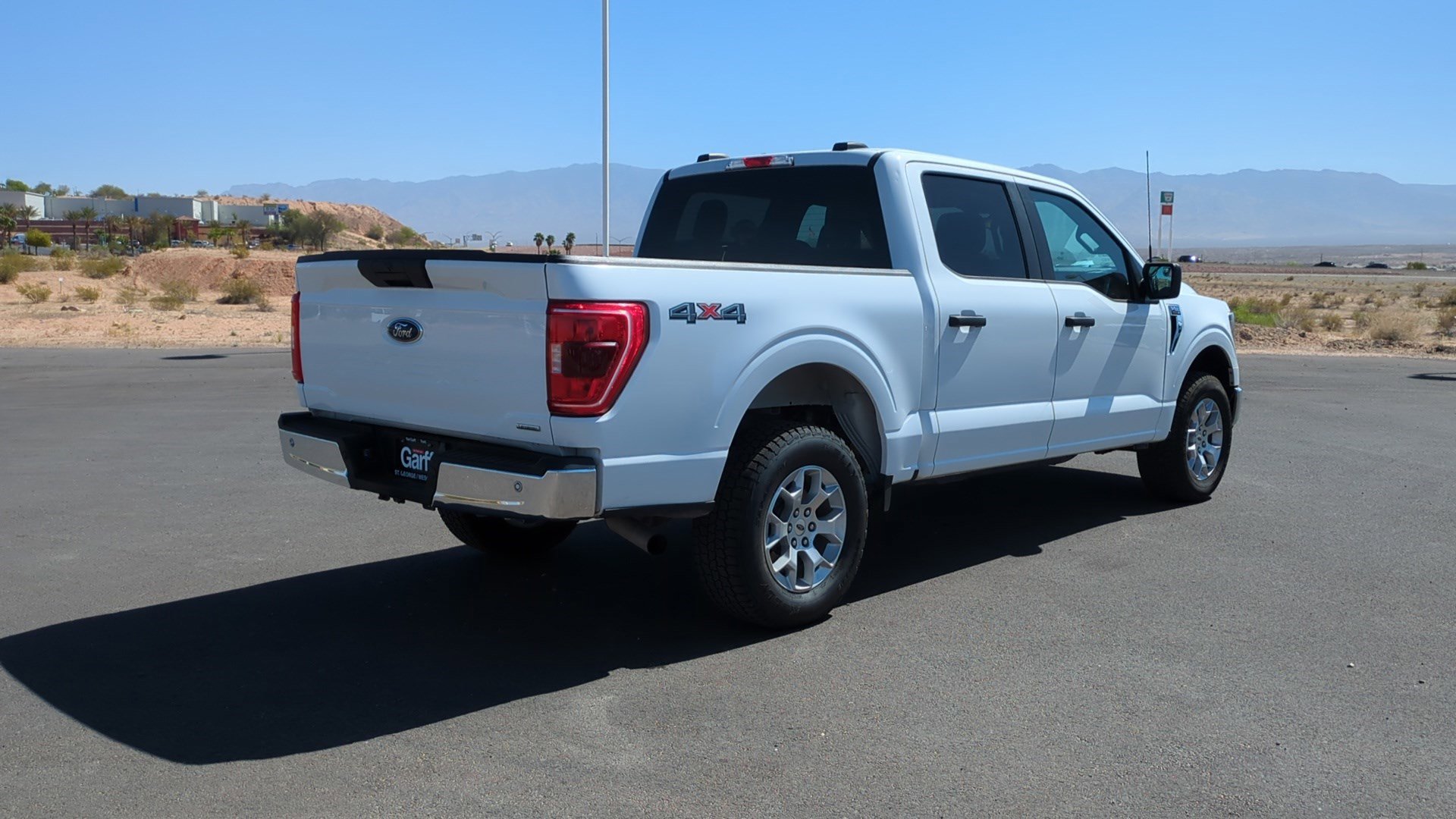 Used 2023 Ford F150 XLT image 3