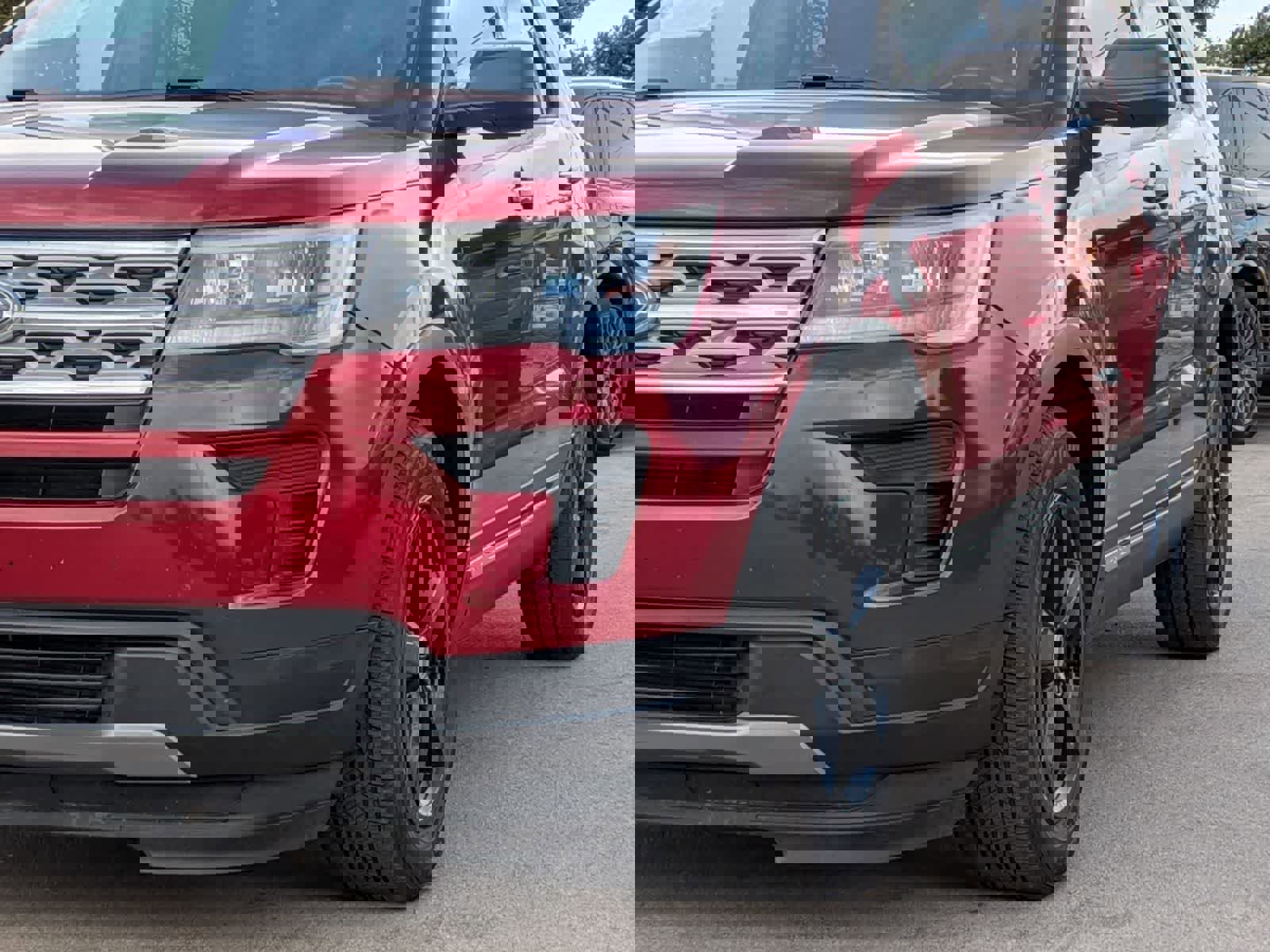 Used 2019 Ford Explorer XLT image 10