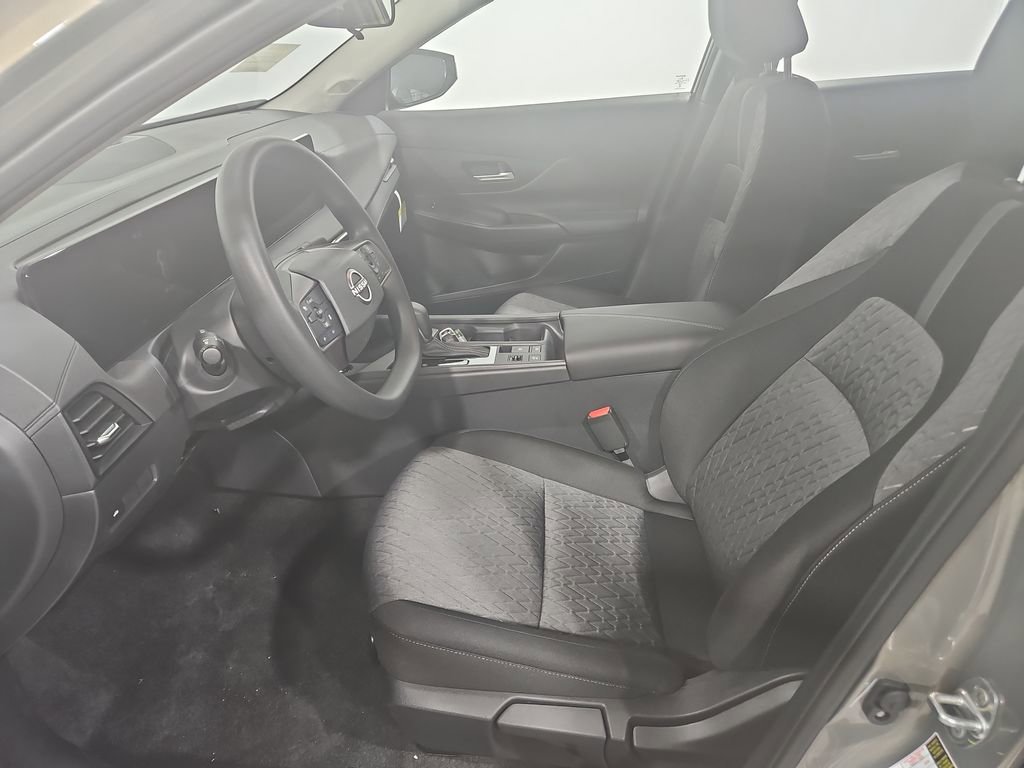 New 2026 Nissan Sentra SV image 9