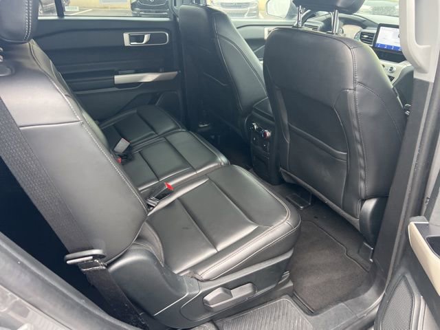 Used 2023 Ford Explorer XLT w/ Equipment Group 202A image 30
