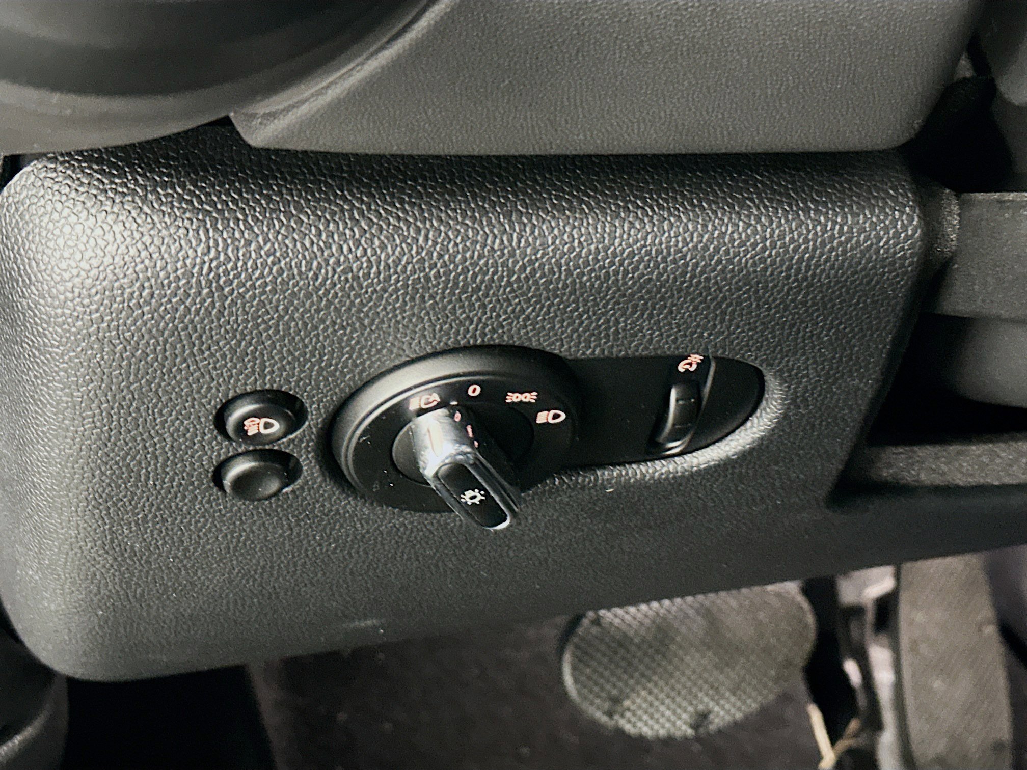 Used 2023 MINI Cooper SE image 17