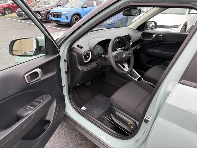 New 2026 Hyundai Venue SE FWD image 9