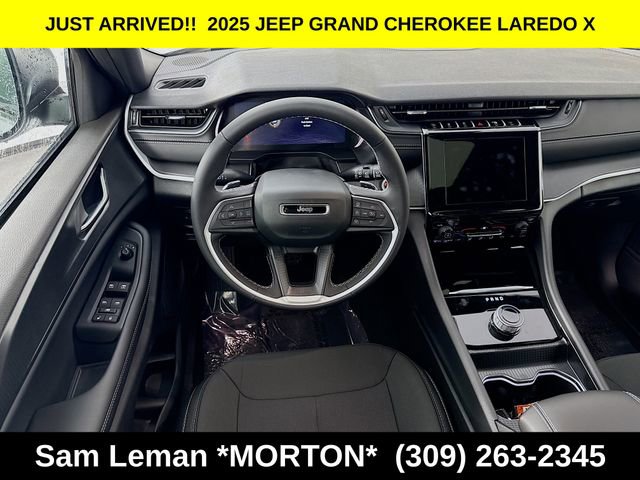 New 2025 Jeep Grand Cherokee L Laredo AWD/4WD image 21