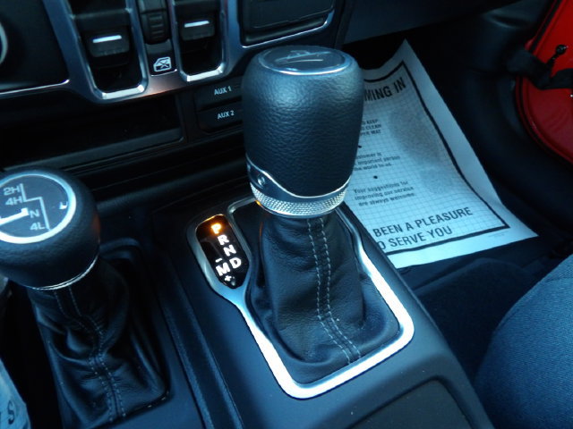 Used 2025 Jeep Gladiator Sport AWD/4WD image 28