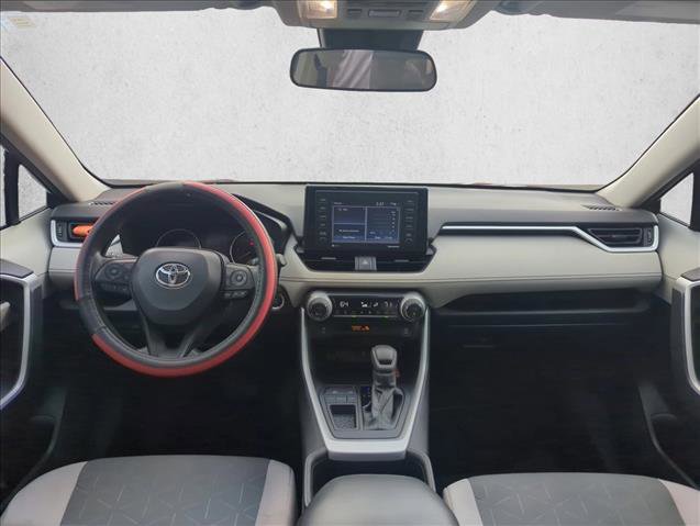 Used 2022 Toyota RAV4 XLE image 21