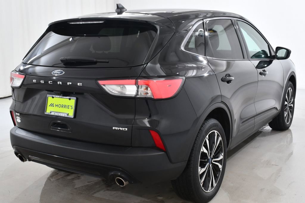 Used 2022 Ford Escape SE w/ SE Sport Appearance Package image 12