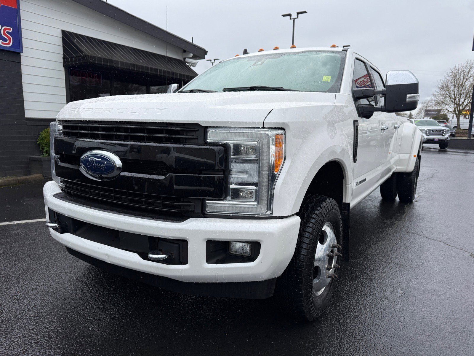 Used 2019 Ford F350 Platinum w/ Platinum Ultimate Package image 20