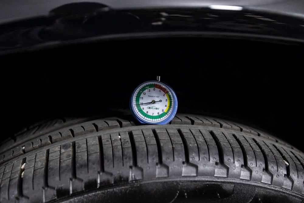 Used 2025 Volvo XC90 T8 Plus w/ Protection Package Premier image 48