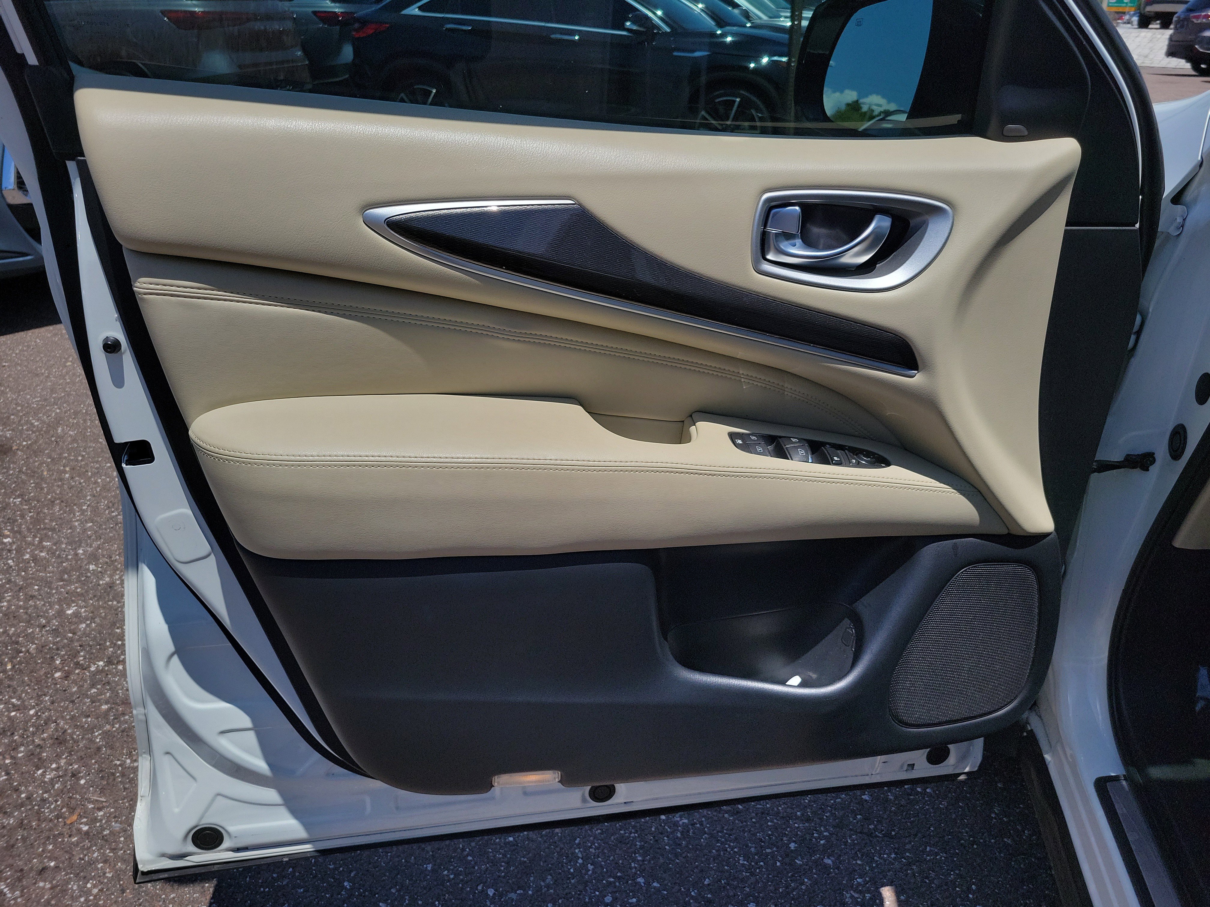 Used 2020 INFINITI QX60 Pure FWD image 23