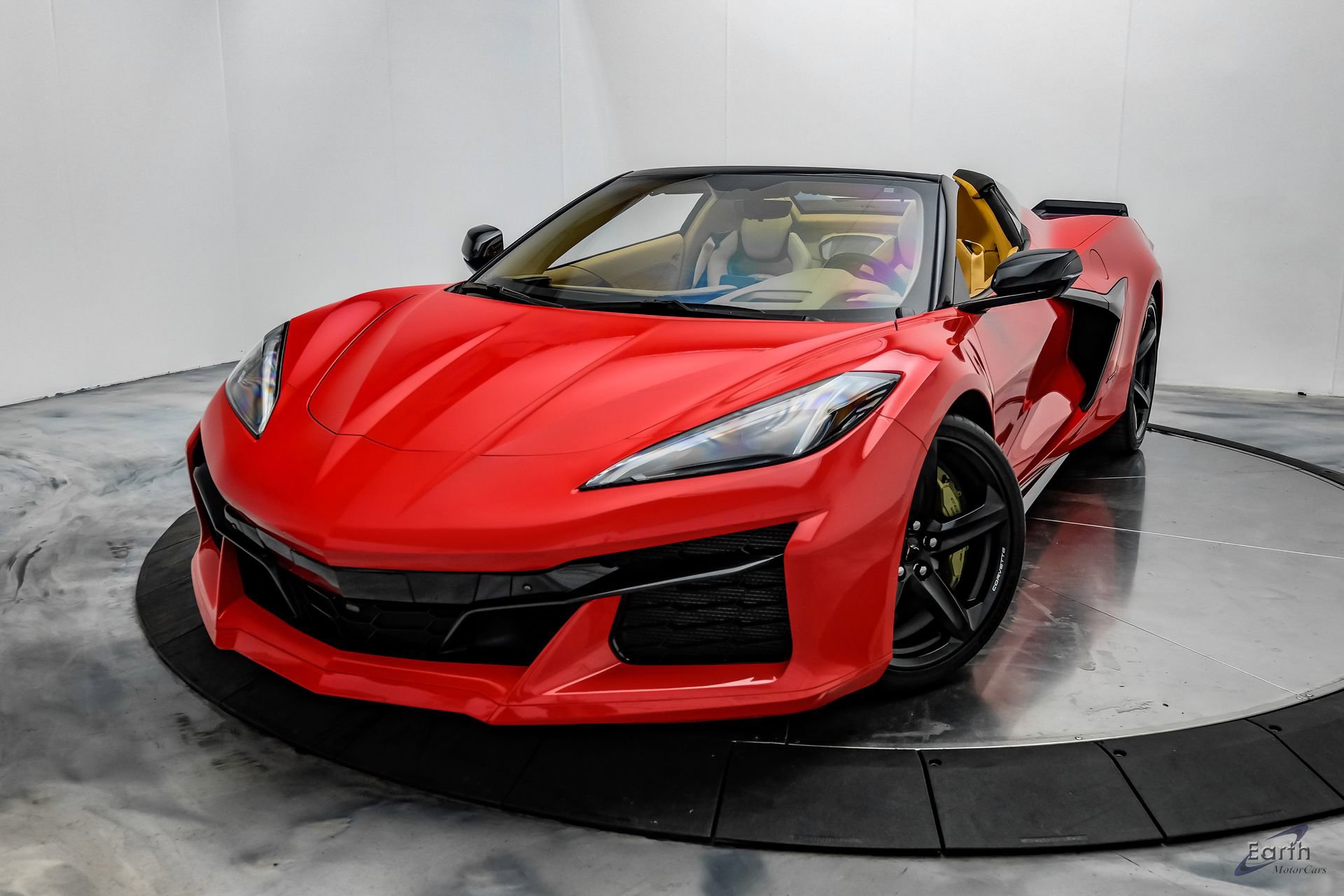 Used 2023 Chevrolet Corvette Z06 w/ Stealth Interior Trim Package image 5