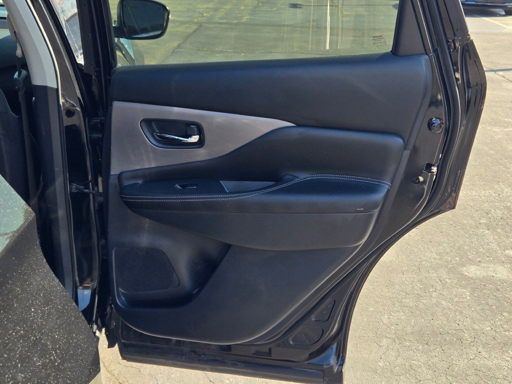 Used 2020 Nissan Murano SV image 9