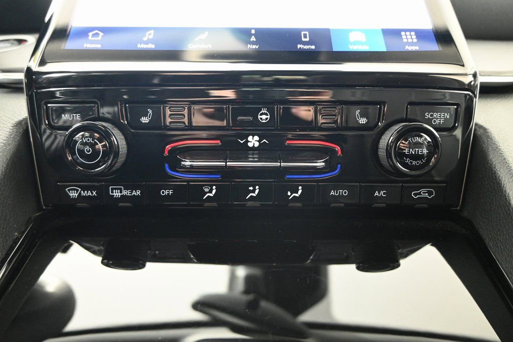 Used 2023 Jeep Grand Cherokee Limited AWD/4WD image 32