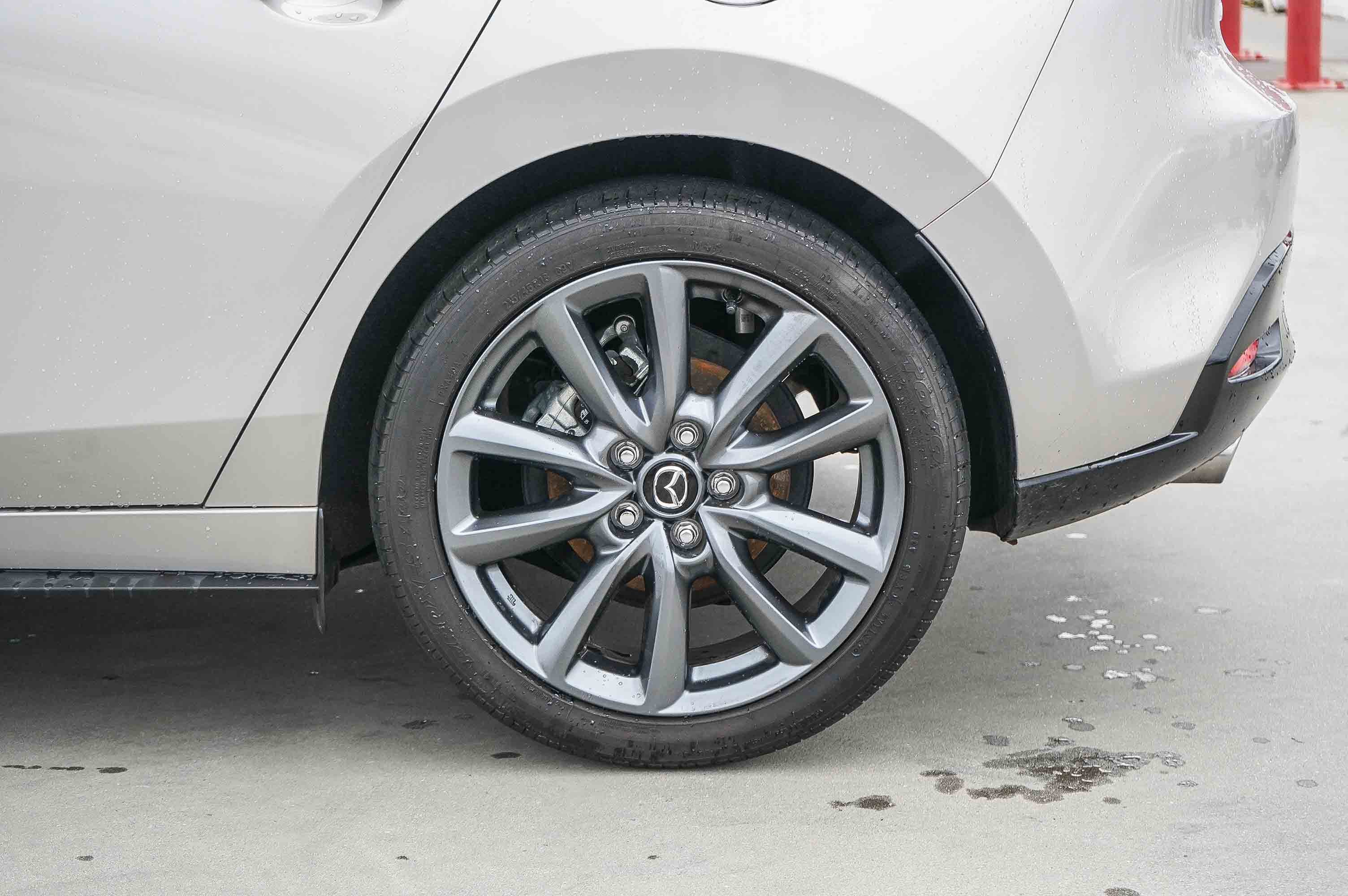 Used 2023 MAZDA MAZDA3 s image 6