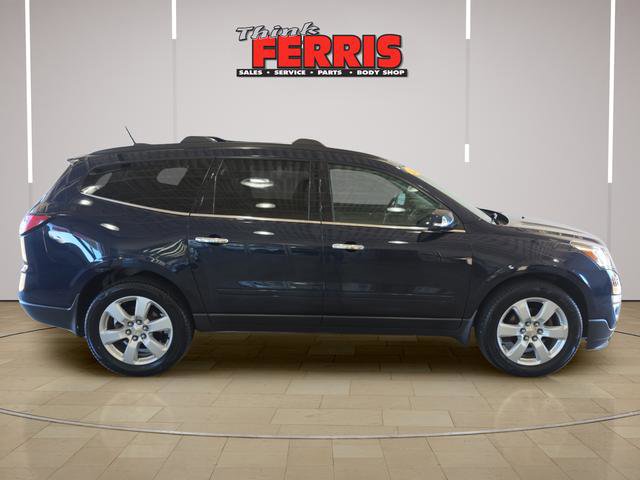 Used 2017 Chevrolet Traverse LT w/ Style and Technology Package AWD/4WD image 4