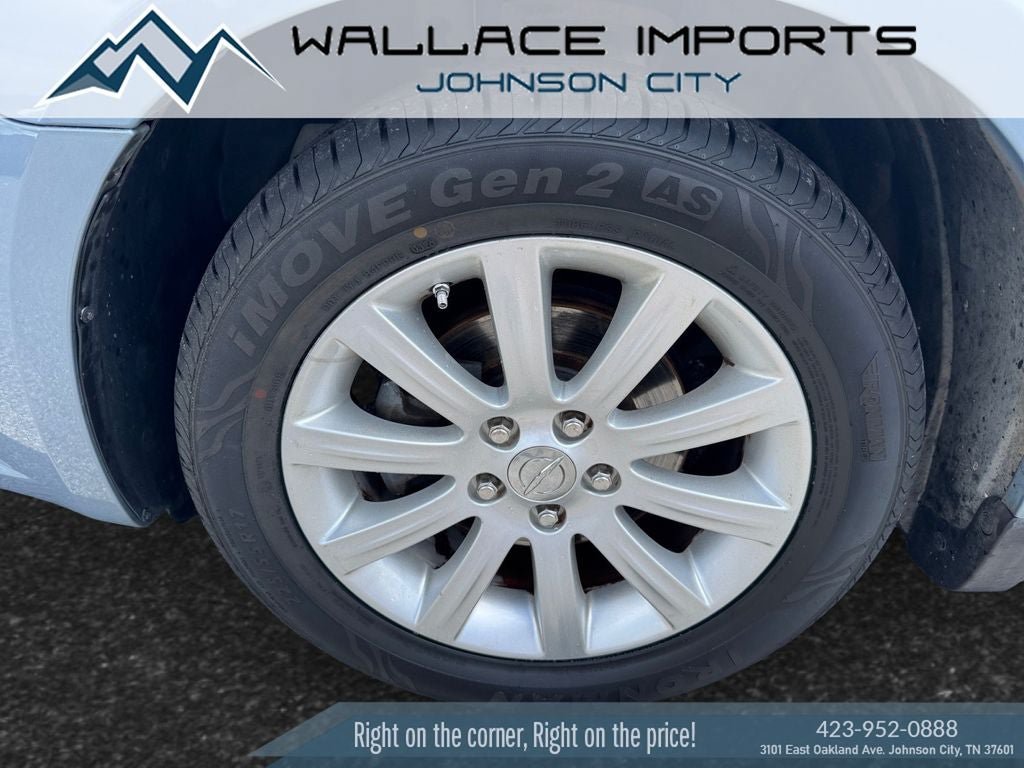 Used 2014 Chrysler 200 Limited FWD image 9
