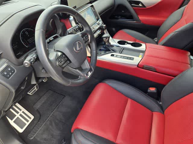 Used 2025 Lexus LX 600 F Sport w/ Accessory Package (2T) AWD/4WD image 2