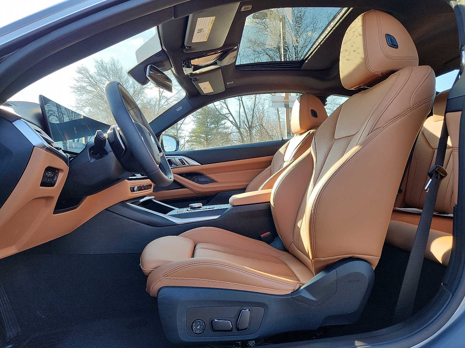 Used 2025 BMW 430i xDrive Coupe w/ Convenience Package image 13