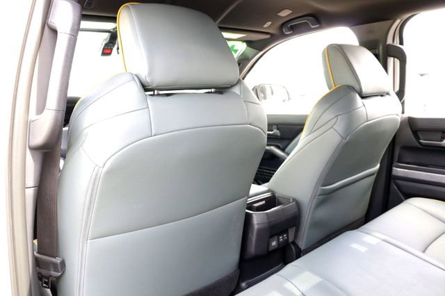 Used 2025 Toyota Tacoma 4x4 Double Cab Hybrid image 23