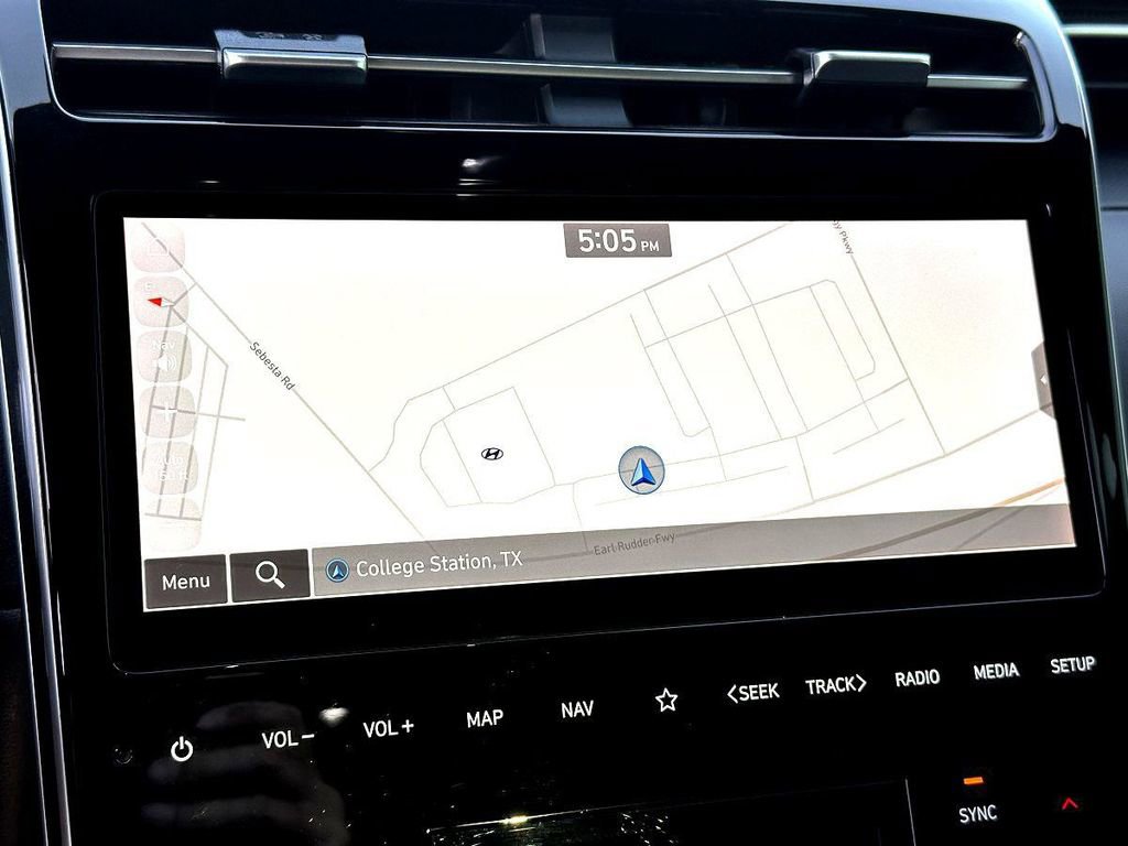 Used 2024 Hyundai Santa Cruz Night image 16