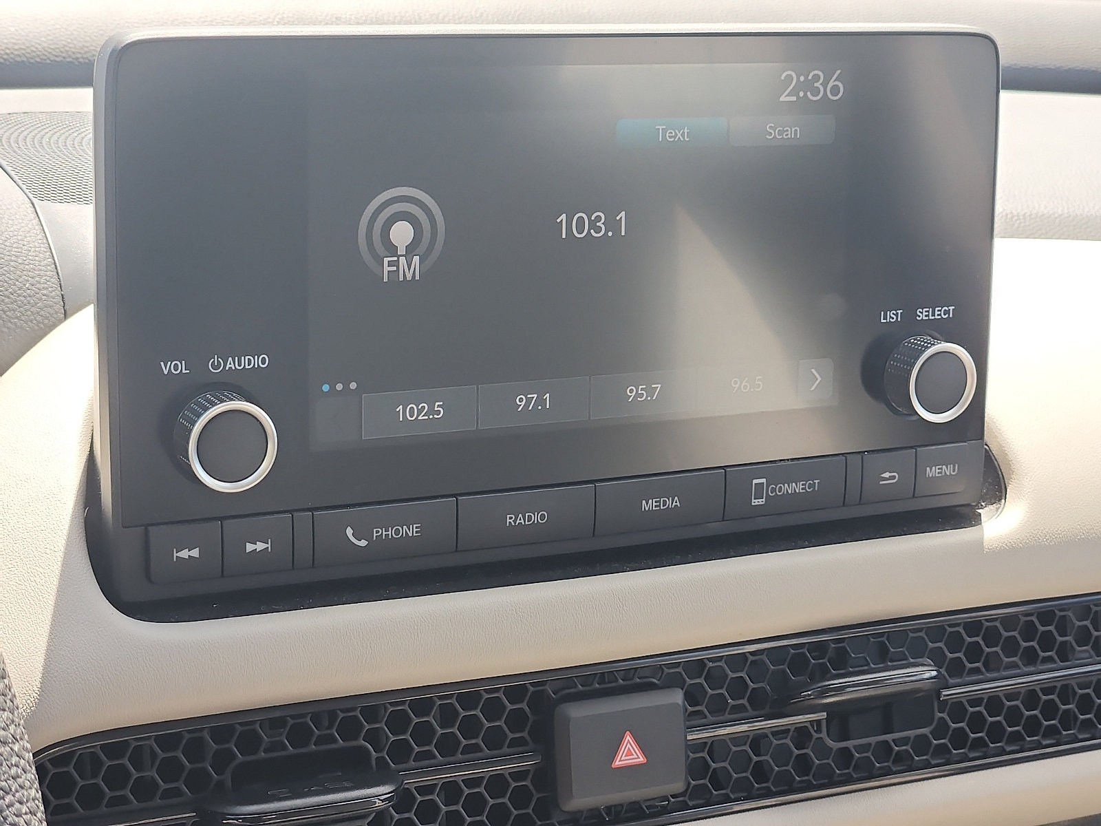 Used 2025 Honda HR-V LX image 16