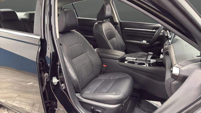 Used 2020 Nissan Altima 2.5 SL FWD image 18