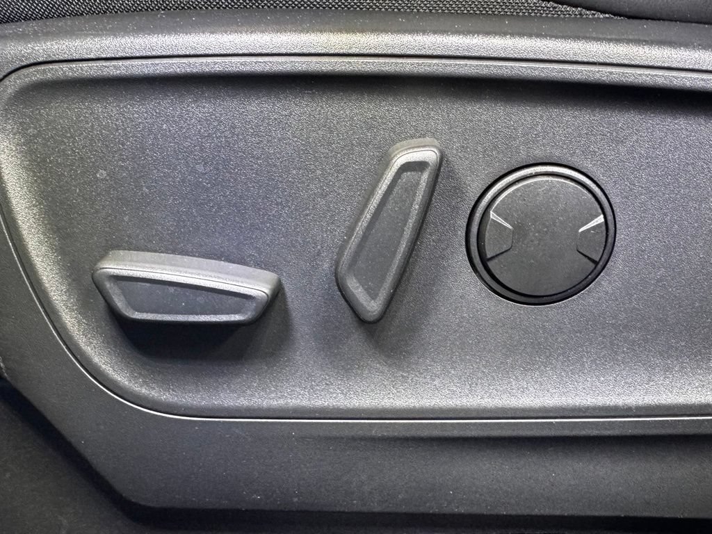 Used 2026 Ford Escape ST-Line AWD/4WD image 22